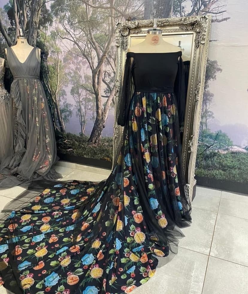 Dress Me Dolly - Dress Hire & Photography
