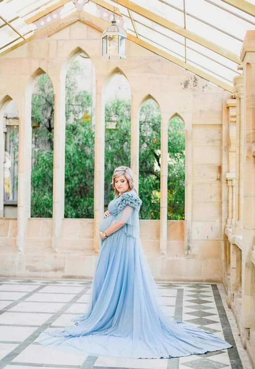 Dress Me Dolly - Dress Hire & Photography