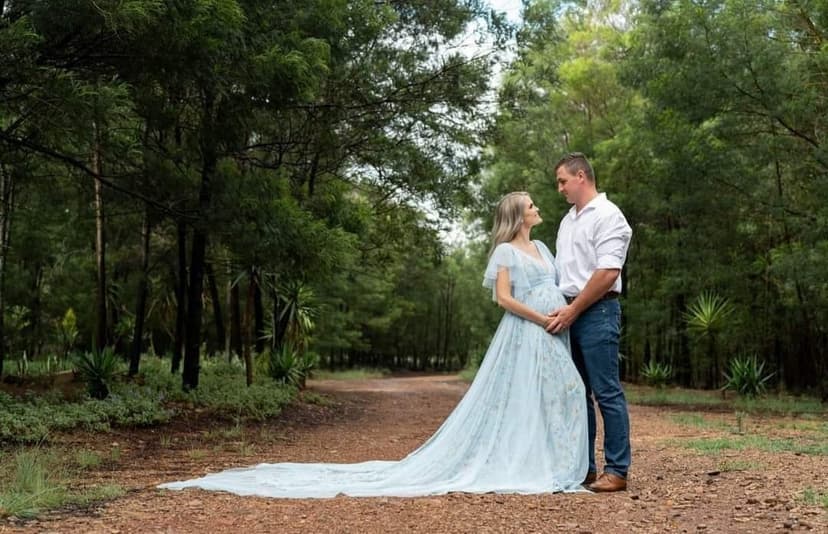 Dress Me Dolly - Dress Hire & Photography