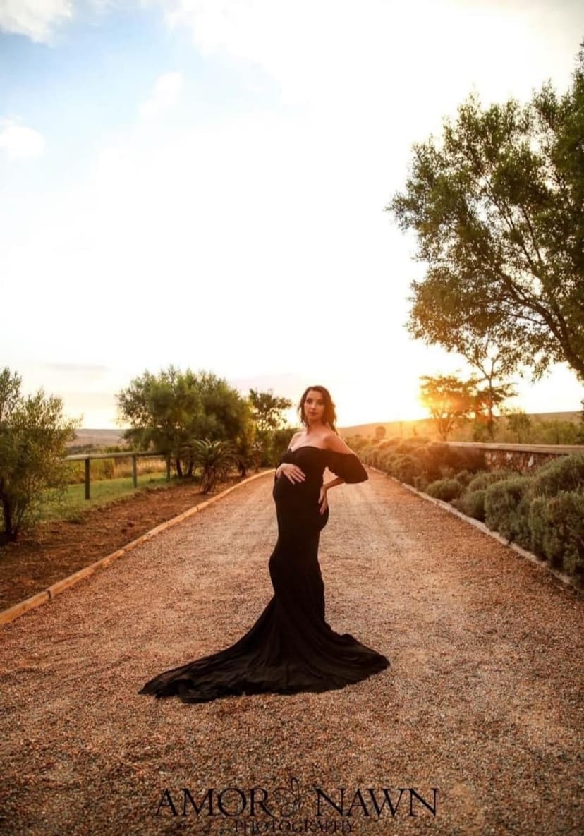 Dress Me Dolly - Dress Hire & Photography