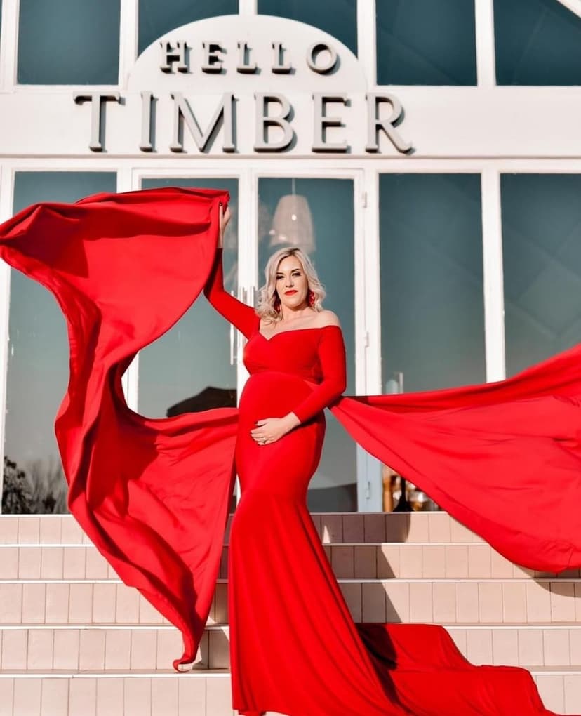 Dress Me Dolly - Dress Hire & Photography