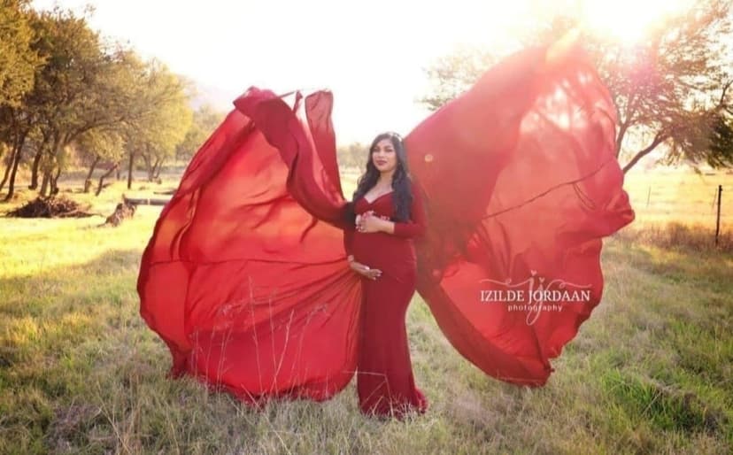 Dress Me Dolly - Dress Hire & Photography