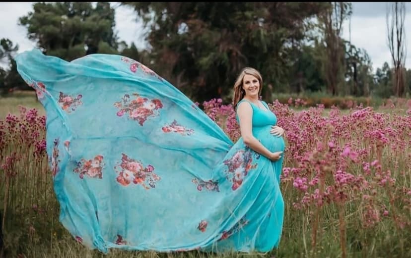 Dress Me Dolly - Dress Hire & Photography
