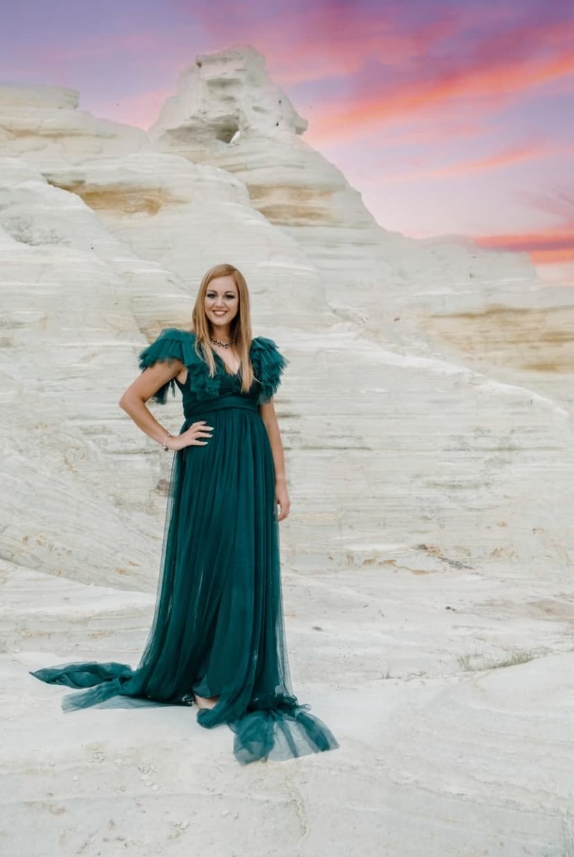 Dress Me Dolly - Dress Hire & Photography