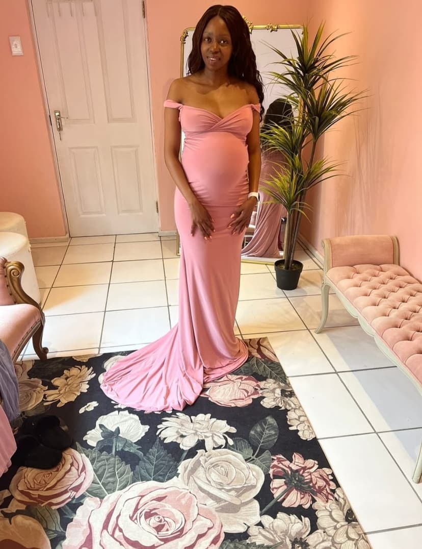 Dress Me Dolly - Dress Hire & Photography