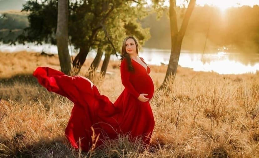 Dress Me Dolly - Dress Hire & Photography