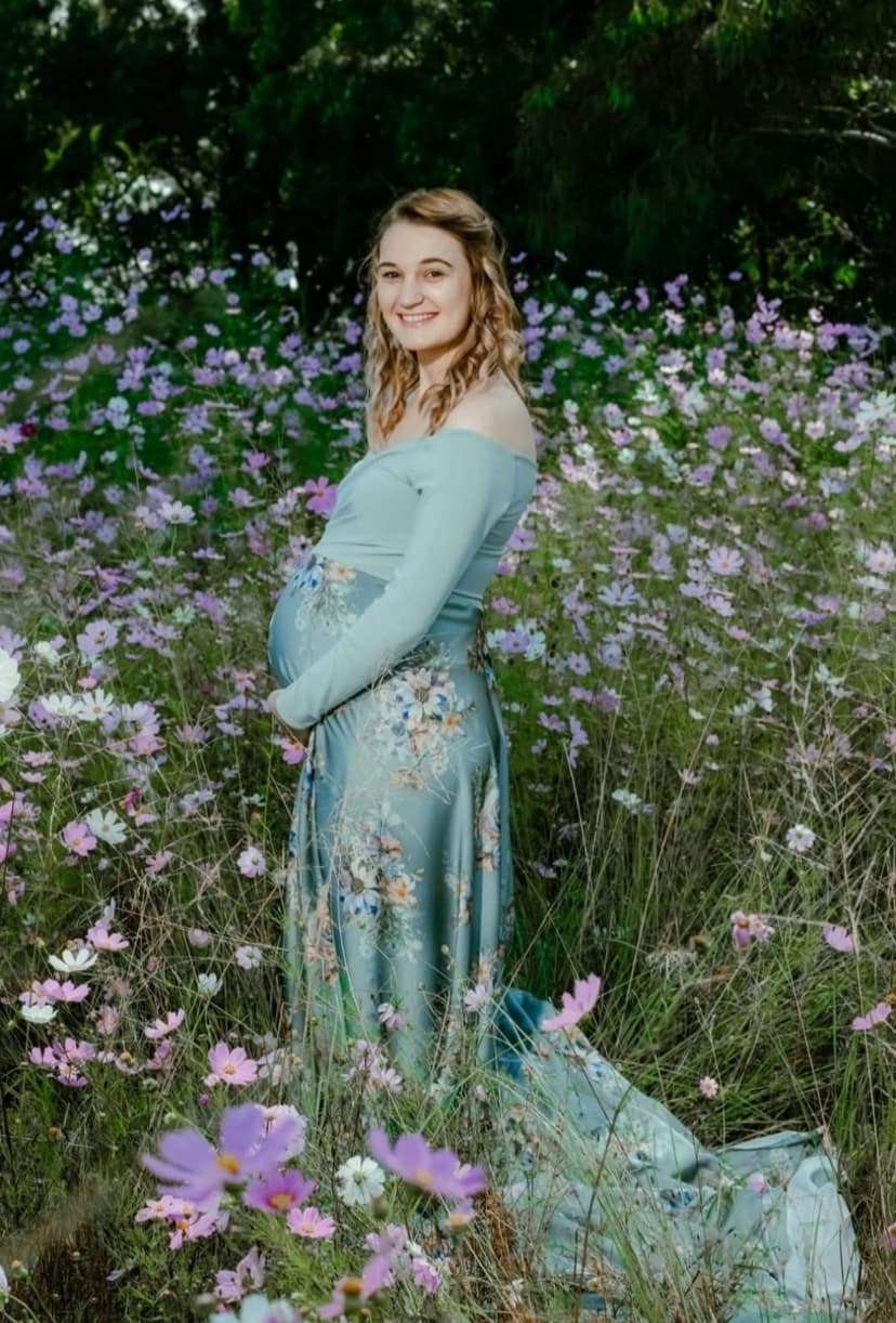 Dress Me Dolly - Dress Hire & Photography